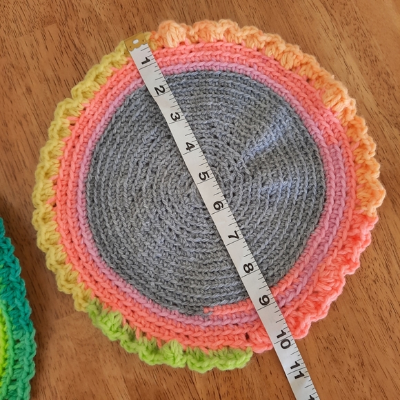 Colourful Neon Round Knit Table Doilies - Picture 8 of 10